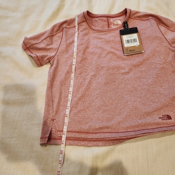 The North Face Women’s EA Dawndream Relaxed Short-Sleeve Size XS NWT - Picture 8 of 9